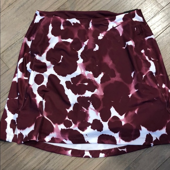 Nike Women's Dri-FIT UV Victory 17” Golf Skort - Picture 5 of 6